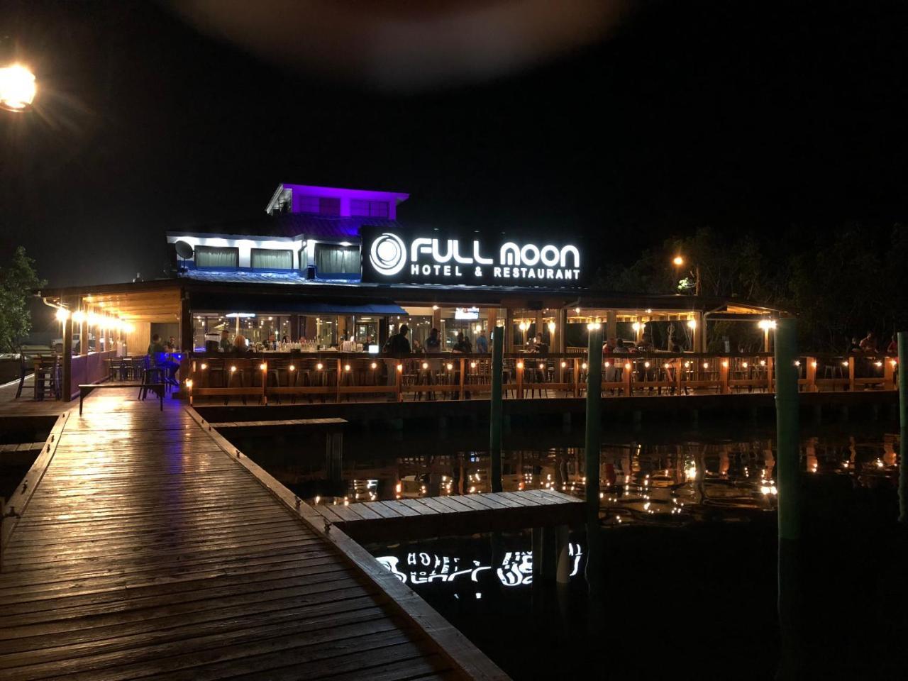 Full Moon Hotel & Restaurant Salinas Exteriér fotografie